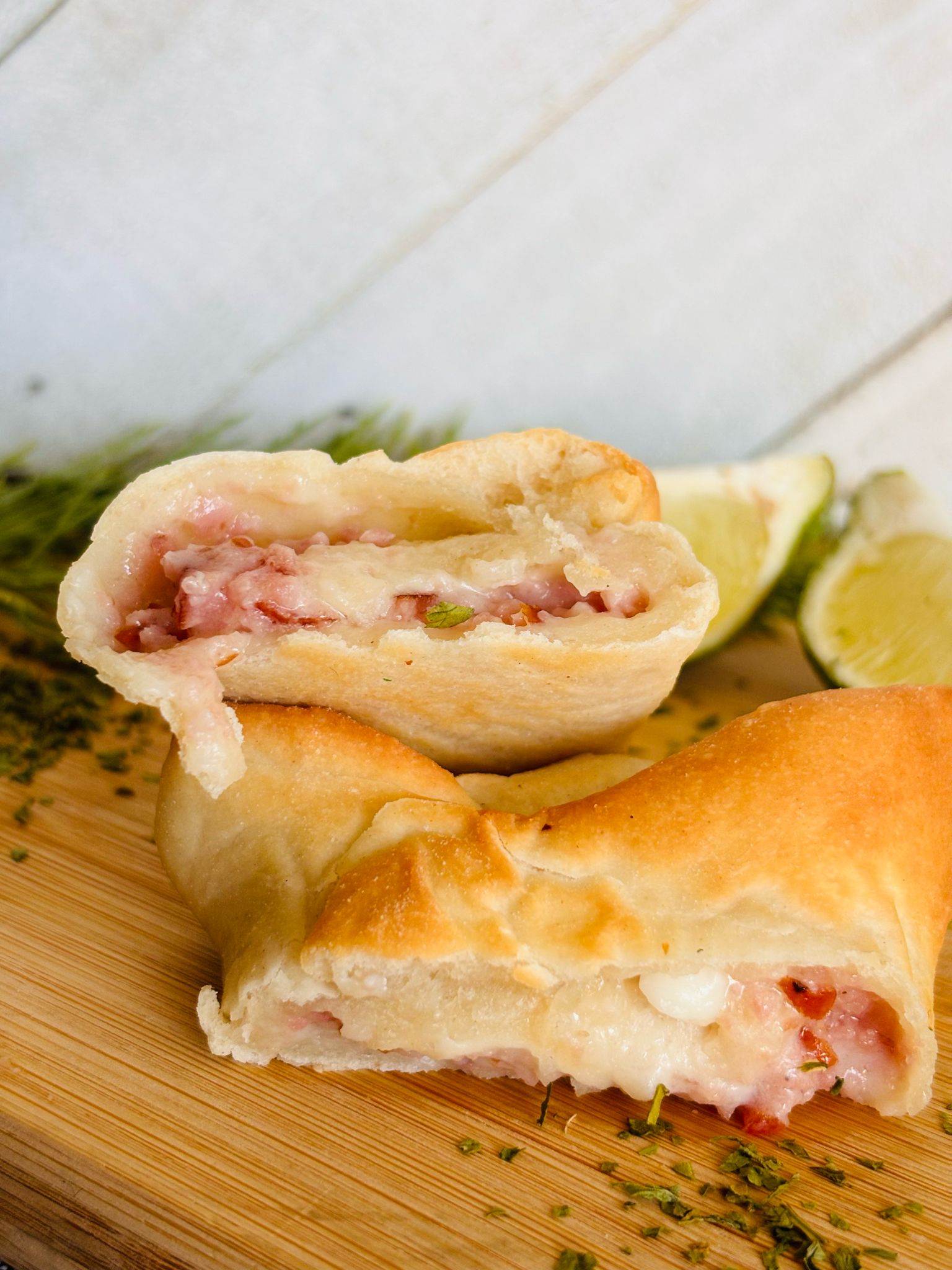 Esfirras Árabes Congeladas - 6 unids. (TATY'S PATISSERIE)