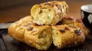 Pão de Alho com Queijo Congelado (MINEIRO) - B.B 10/MAIO/26 - VENCIDO